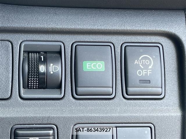 Nissan SERENA 2017 8925042-10