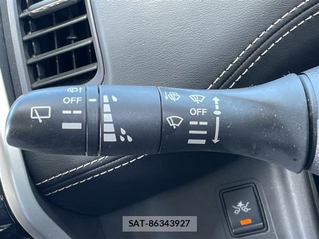 Nissan SERENA 2017 8925042-12