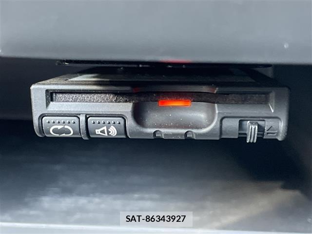 Nissan SERENA 2017 8925042-4