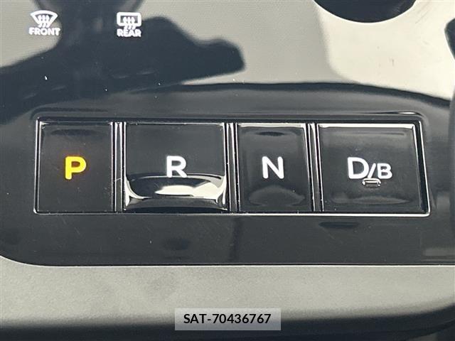 Nissan SERENA 2023 8925048-20