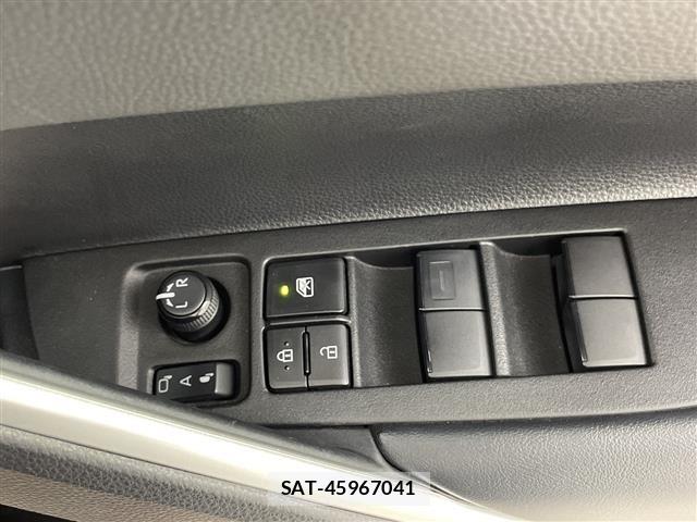 Toyota COROLLA CROSS 2023 8906339-7