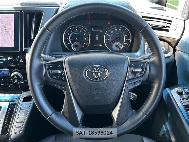 Toyota VELLFIRE 2022 8904748-10
