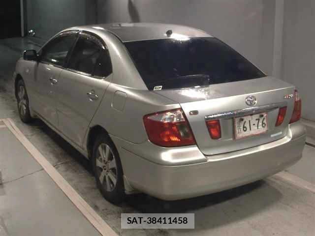 Toyota PREMIO 2003 8635364-1