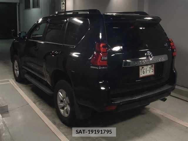 Toyota LAND CRUISER PRADO 2022 8737354-1