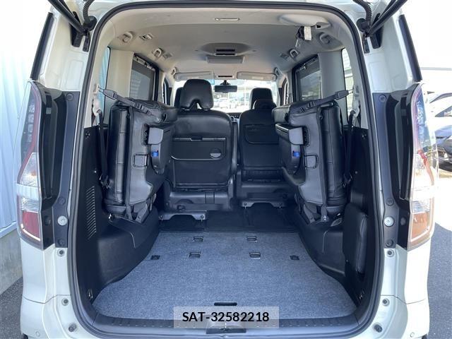 Nissan SERENA 2022 8925054-4