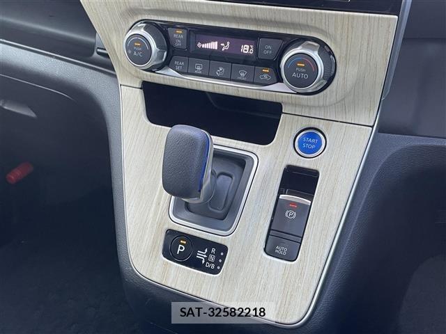 Nissan SERENA 2022 8925054-5