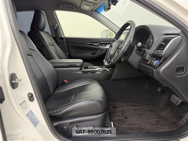 Toyota CROWN 2017 8937547-10