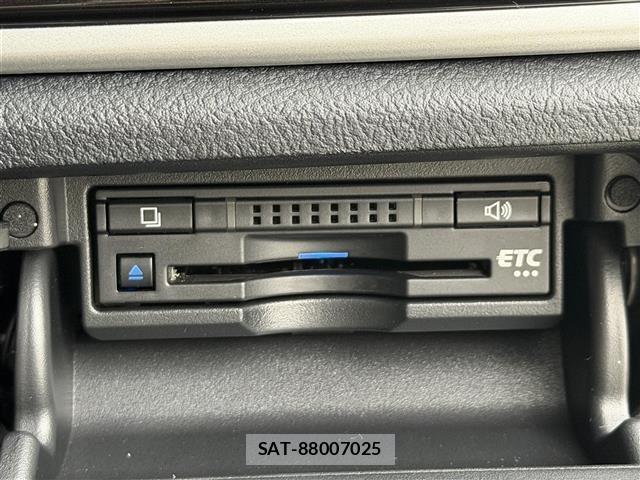 Toyota CROWN 2017 8937547-5