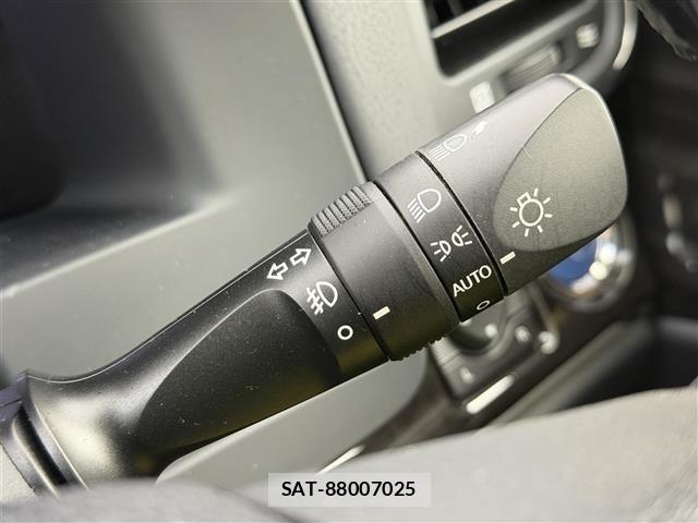 Toyota CROWN 2017 8937547-9