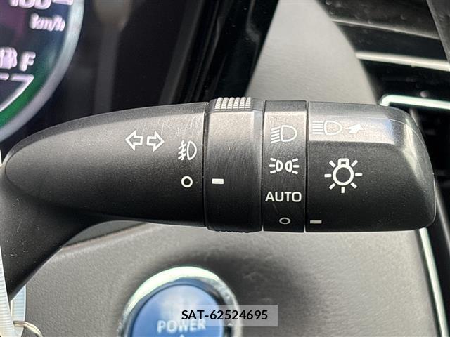 Toyota CROWN 2018 8937548-11