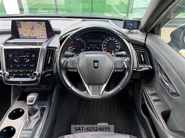 Toyota CROWN 2018 8937548-3