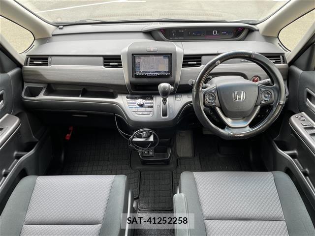 Honda FREED 2022 8684220-14
