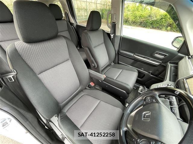 Honda FREED 2022 8684220-8
