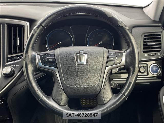 Toyota CROWN 2013 8680505-14