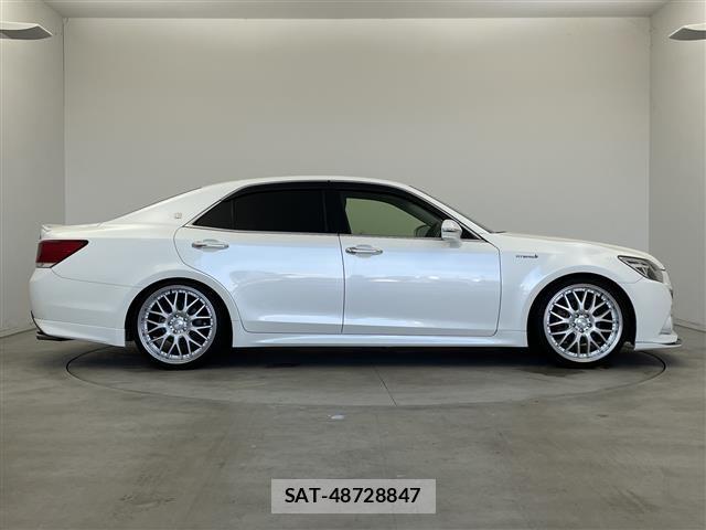 Toyota CROWN 2013 8680505-4