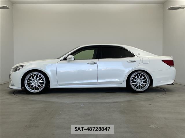 Toyota CROWN 2013 8680505-6