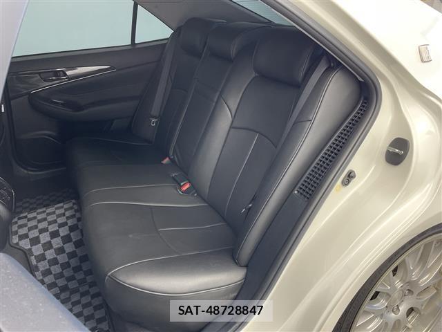 Toyota CROWN 2013 8680505-9