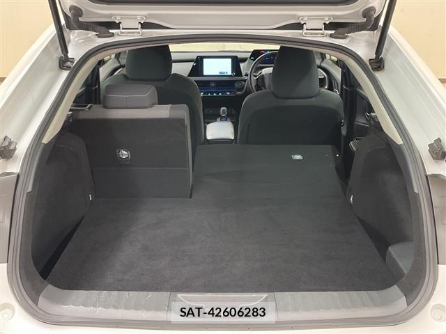 Toyota PRIUS 2023 8736472-12