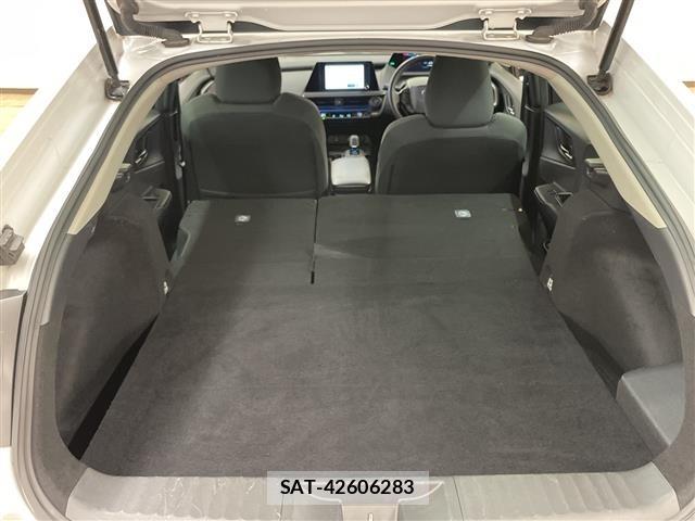 Toyota PRIUS 2023 8736472-20