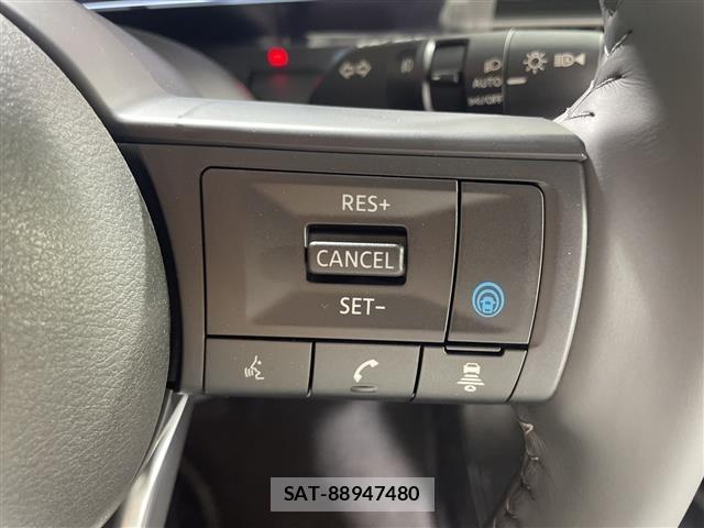 Nissan SERENA 2026 8925108-5