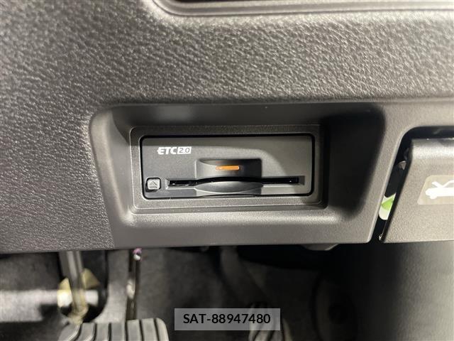 Nissan SERENA 2026 8925108-9