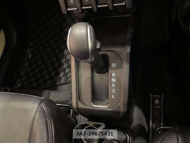 Suzuki JIMNY 2021 8932517-1