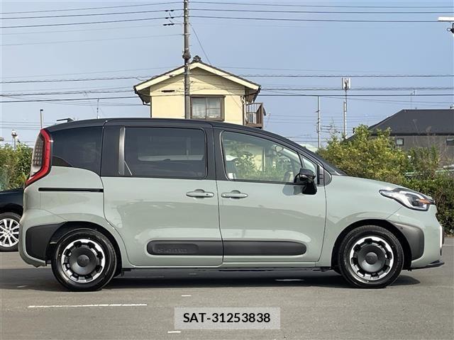 Toyota SIENTA 2026 8670937-20