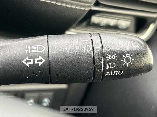 Nissan SERENA 2018 8925120-12