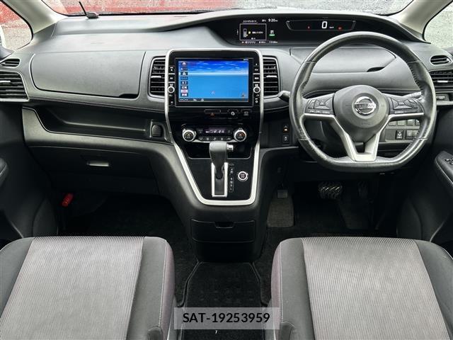 Nissan SERENA 2018 8925120-16