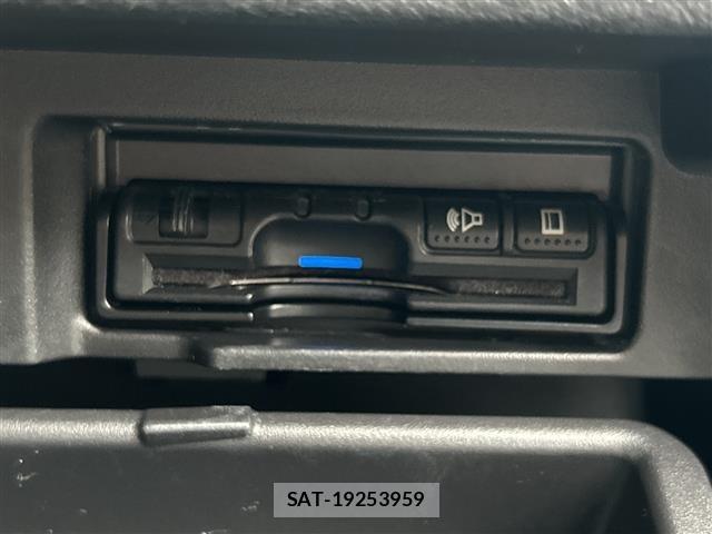 Nissan SERENA 2018 8925120-7