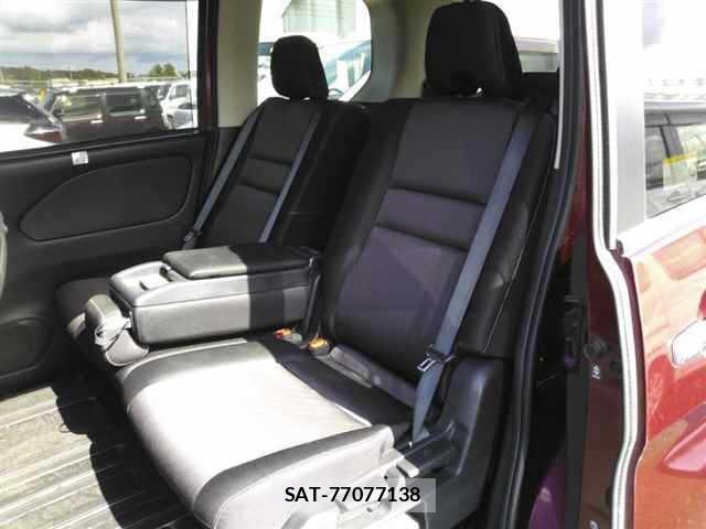 Nissan SERENA 2018 8773135-9