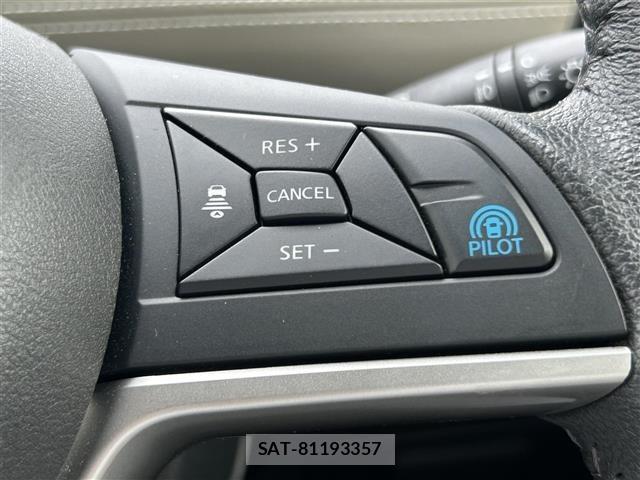 Nissan SERENA 2018 8925121-3