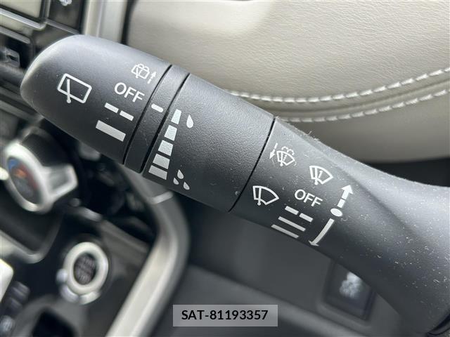 Nissan SERENA 2018 8925121-5