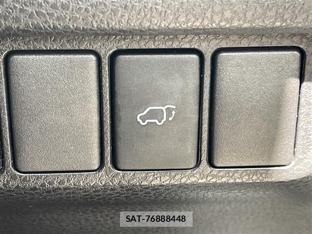 Toyota HARRIER 2018 8937017-9