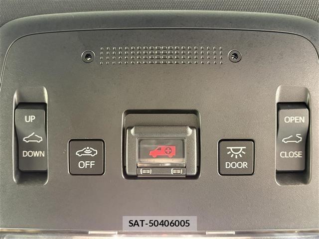 Toyota CROWN 2018 8937550-12