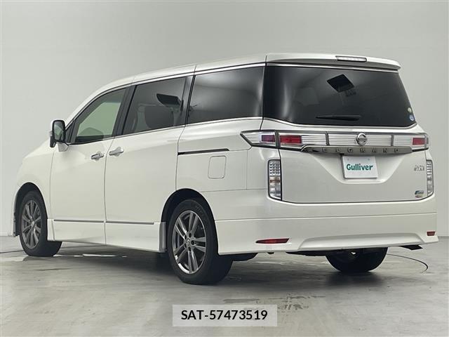 Nissan ELGRAND 2012 8909076-2
