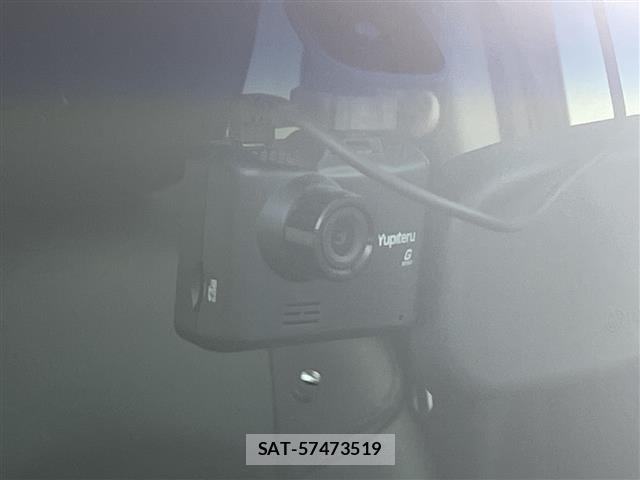 Nissan ELGRAND 2012 8909076-22