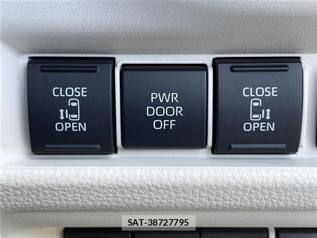 Toyota SIENTA 2026 8670948-3