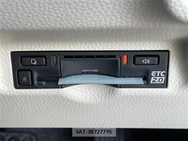 Toyota SIENTA 2026 8670948-7