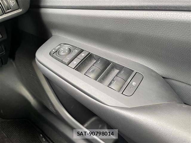 Toyota PRIUS 2023 8736491-8