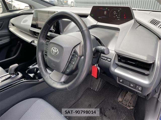 Toyota PRIUS 2023 8736491-9