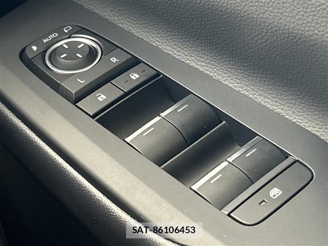 Toyota PRIUS 2024 8736499-4