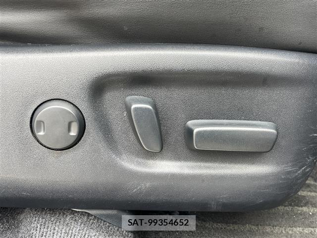 Toyota HARRIER 2016 8937031-2
