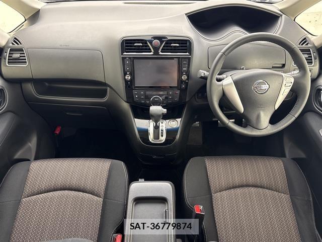 Nissan SERENA 2014 8925143-15