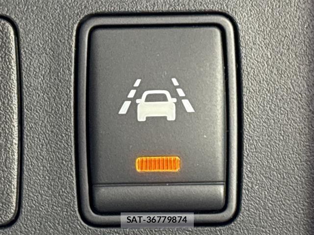 Nissan SERENA 2014 8925143-8