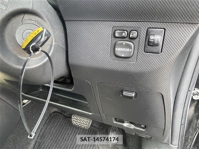 Toyota IST 2010 8907511-5