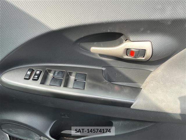 Toyota IST 2010 8907511-7