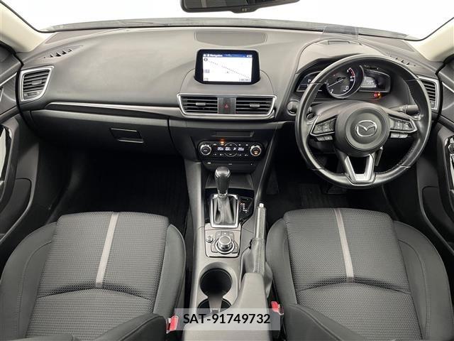 Mazda AXELA 2018 8911689-15