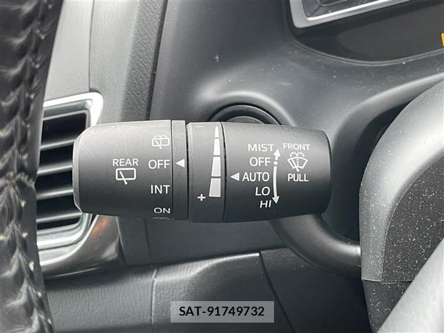 Mazda AXELA 2018 8911689-8
