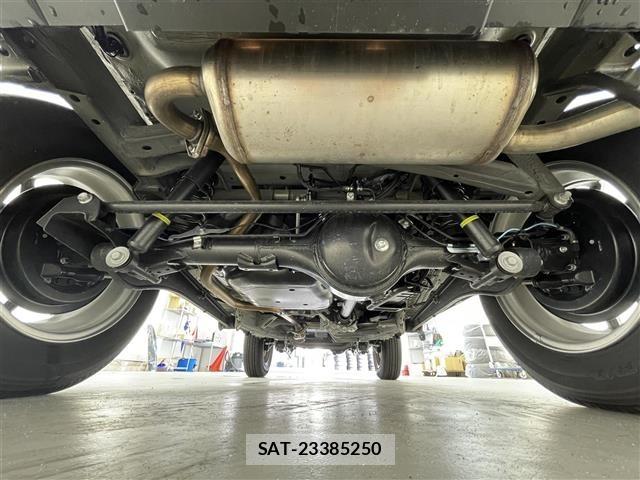 Suzuki JIMNY 2024 8748589-13